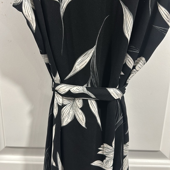 A New Day Floral Print Tie Waist Dress - Picture 7 of 7